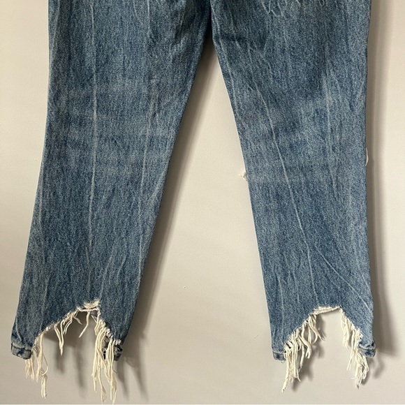 Blank NYC The Madison High Rise Crop Shark Bite Ankle Hem Mom Jeans Size 25 - Picture 13 of 15